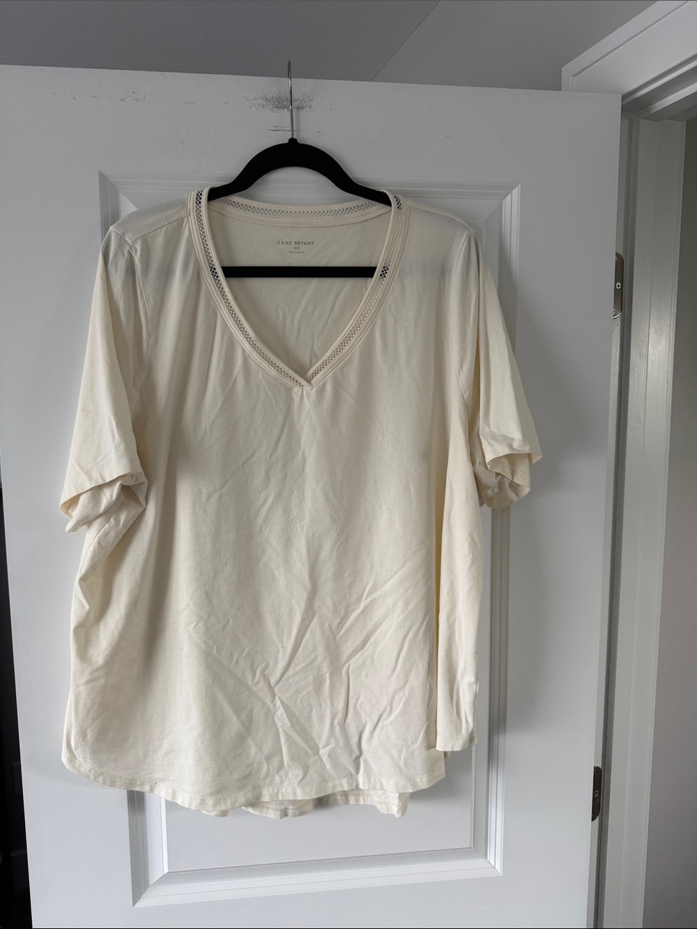 NWOT Lane Bryant T shirt  size 18/20